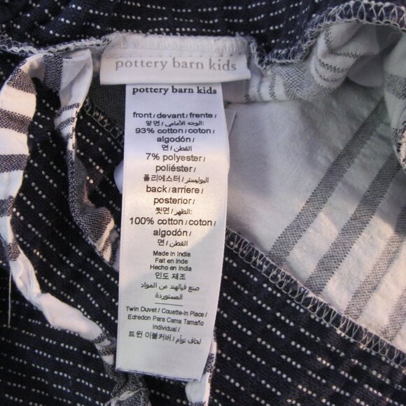Pottery Barn Kids - Matelasse Reversible Duvet Cover - Twin - Navy - Picture 2 of 5